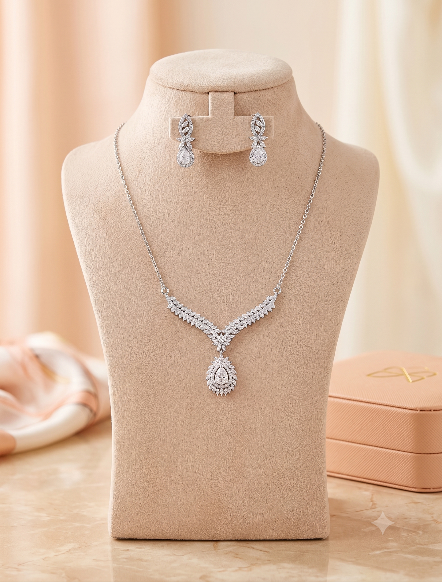 LOREVIA - Teardrop Crystal Jewelry Set