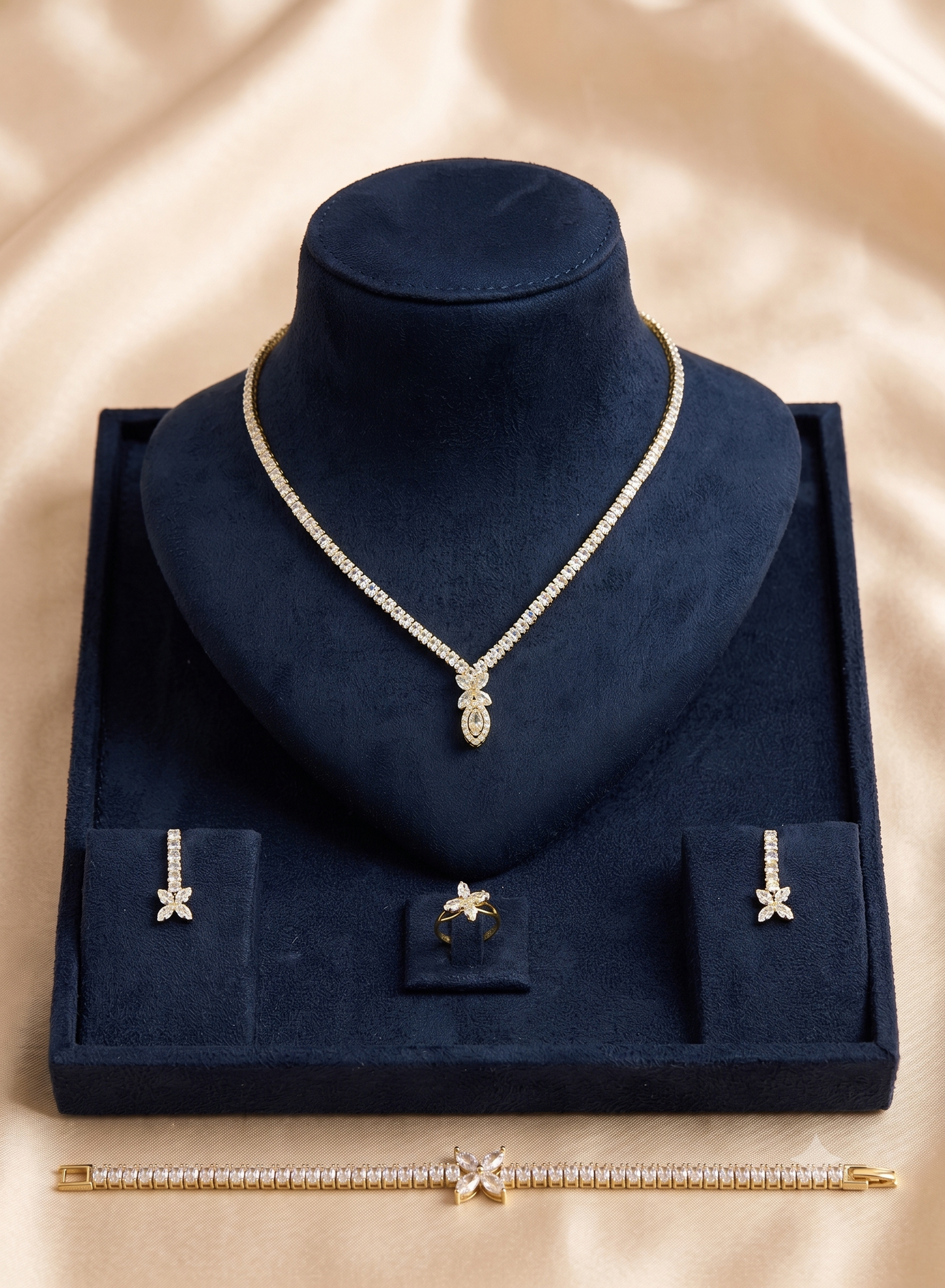 LOREVIA - Floral Crystal Pendant Jewelry Set