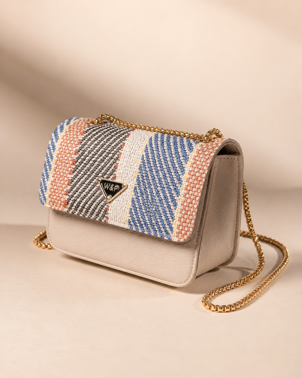 Chain-Link Shoulder Bag